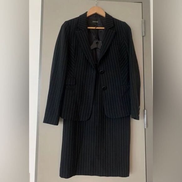 Jaeger blazer and skirt - Picture 1 of 7